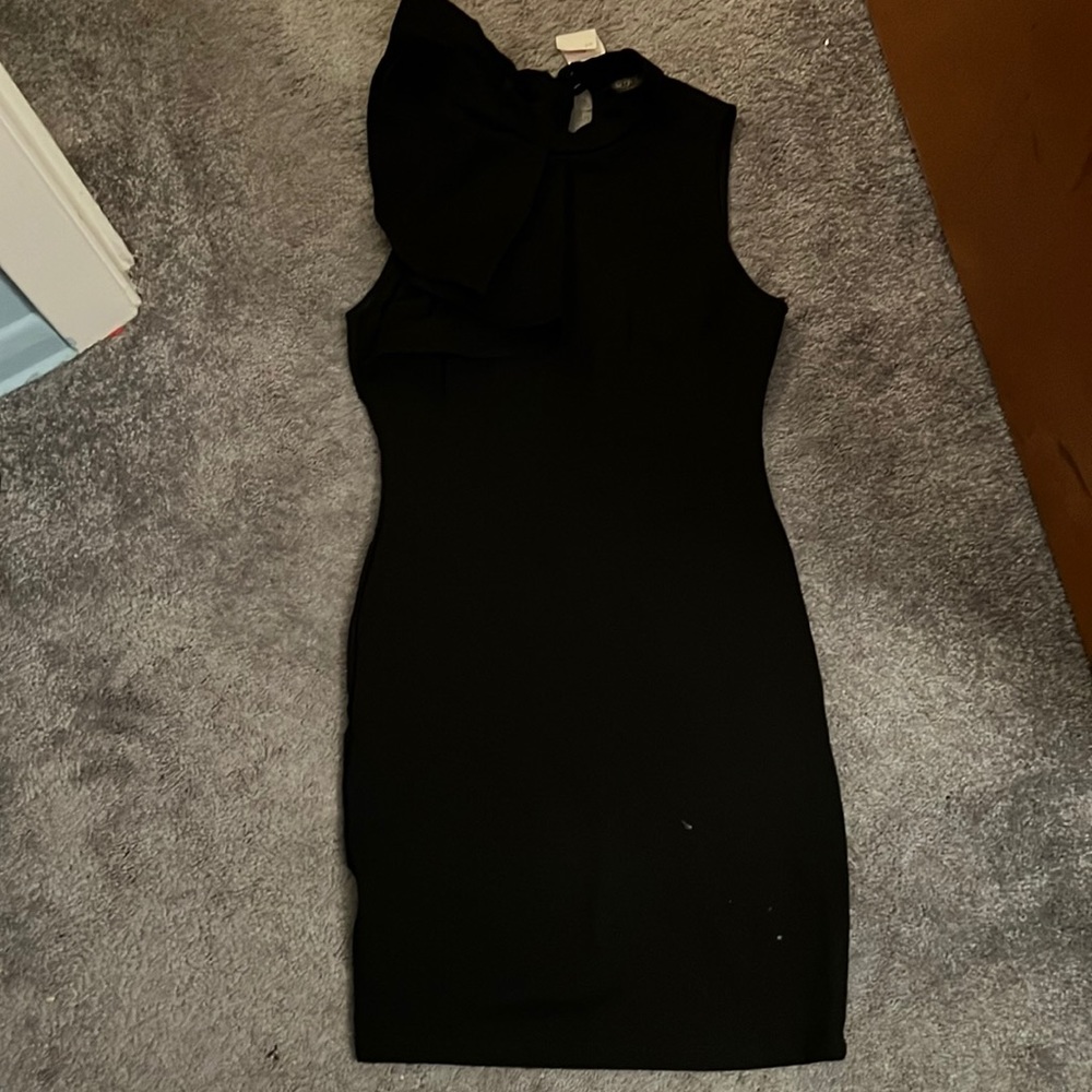 Black short dress